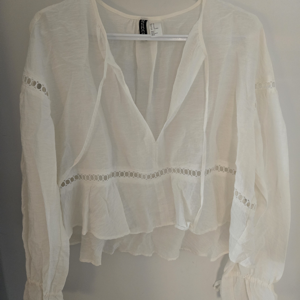 H&M White Sheer Boho Tie-Front Blouse